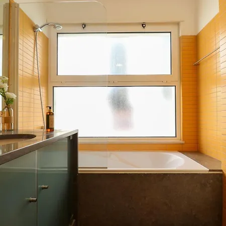 Holiday home Lovelystay - Divine 3bdr Duplex House W/ Pool & Garden